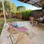 Bastidon Paisible Dans Residence Avec Piscine