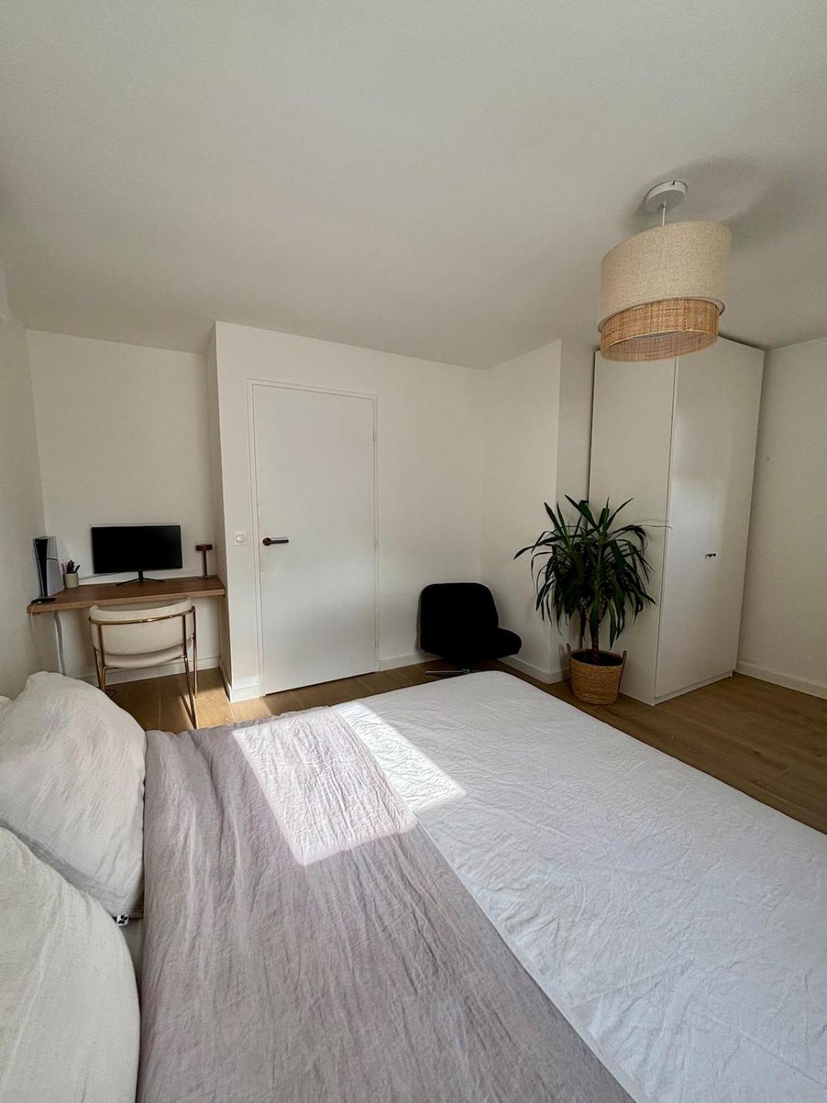 Bastidon Paisible Dans Avec Piscine Vakantiehuis Fréjus